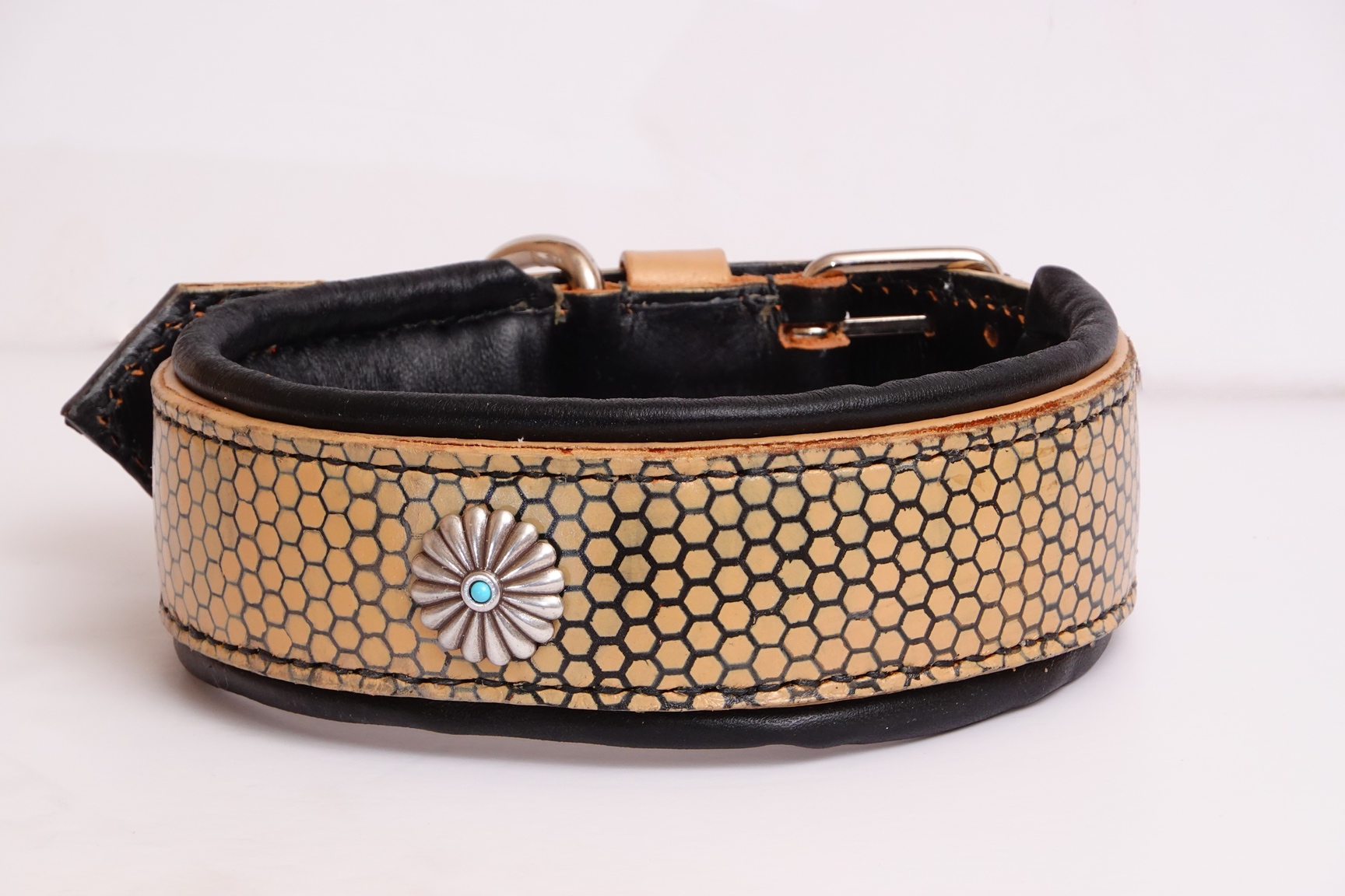 Louis Vuitton Dog Collar: A Luxury Accessory for Your Furry Friend